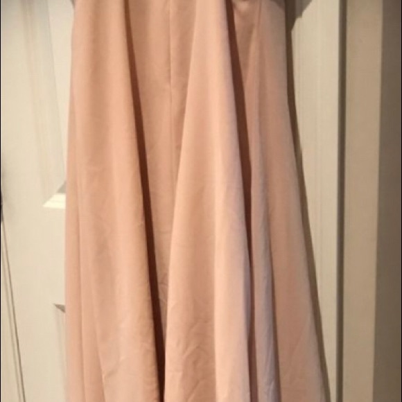 Sorrels vita gown 
Worn once
Size: 10 Floor length 
Silhouette: Sheath - Picture 3 of 3